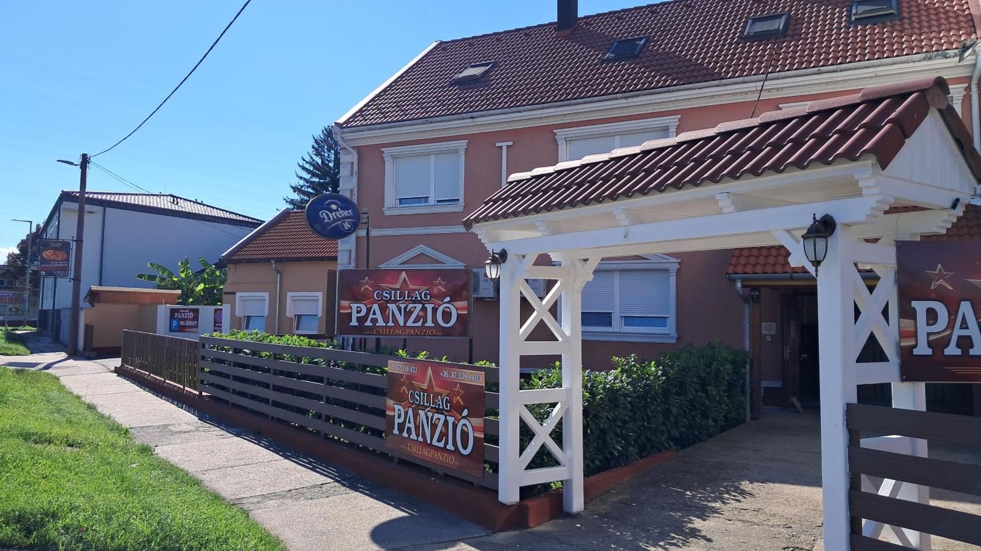 מלון Vác Csillag Panzio מראה חיצוני תמונה